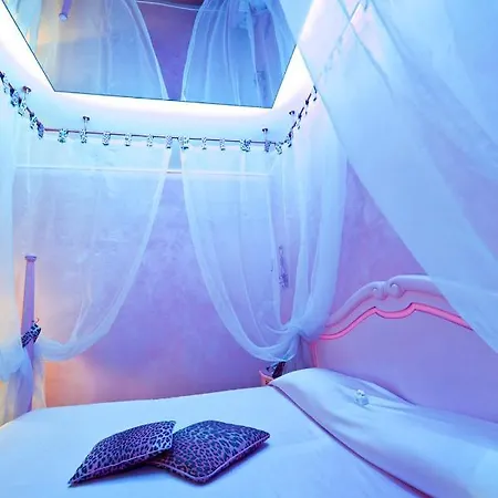 Vip's Luxury & 4*