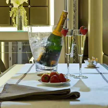 Vip's Luxury & Otel