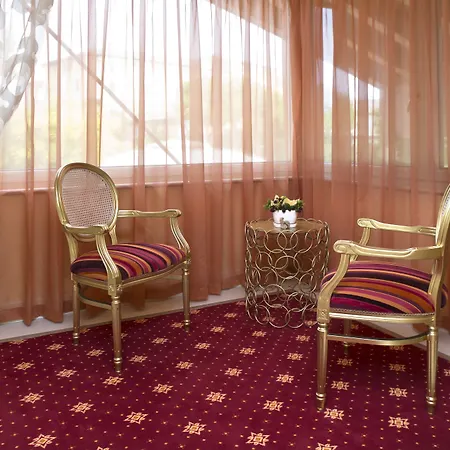 Otel Vip's Luxury & Lonato