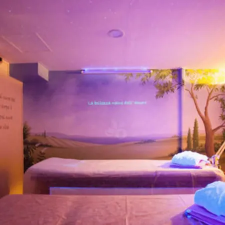 Vip's Luxury & 4*