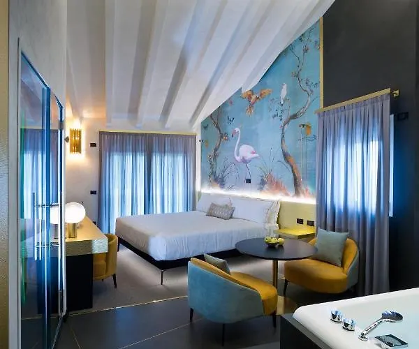 Vip's Luxury & 4*
