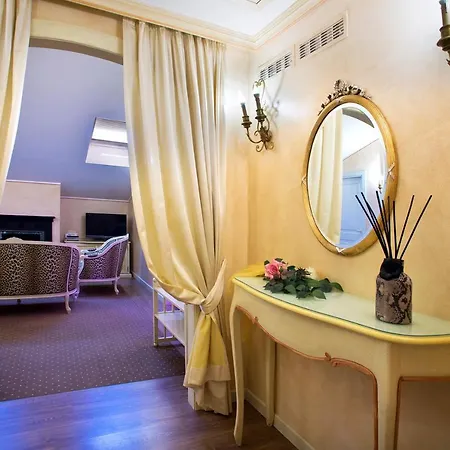 Vip's Luxury & Отель