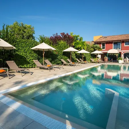 Vip's Luxury & 4*