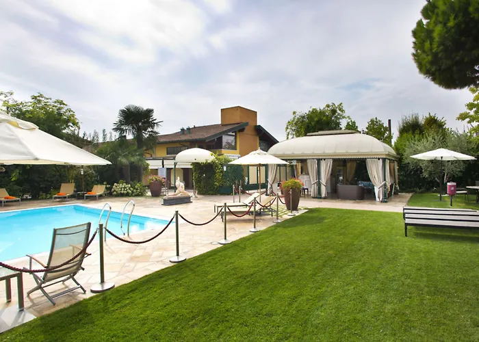 Vip's Luxury & 4* Lonato