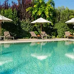 Vip's Luxury & Hotel